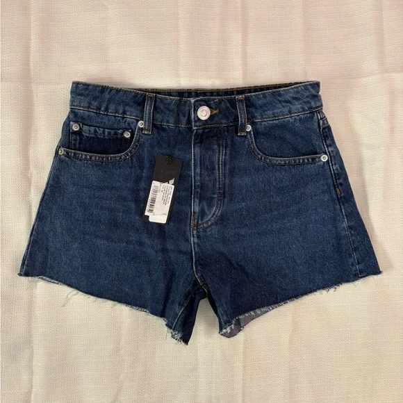 Gianni Bini Dark Wash Denim Mini Shorts Sz 26 NWT | Gianni Bini Madilyn Shorts - - Picture 3 of 7